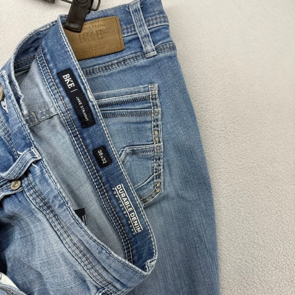 BKE Jeans Mens 38x32 Blue Jake Straight Durable Denim Cotton Blend Faded Whisker - Picture 7 of 8